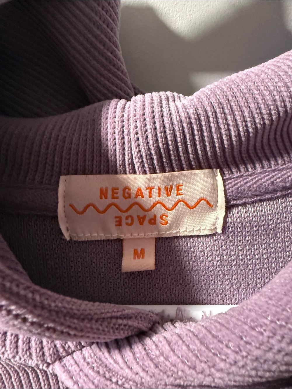 Negative Space Ribbed Pullover Medium - Picture 2 of 4